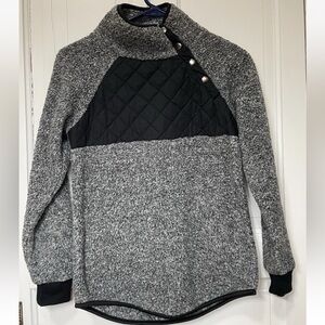 Eden Ruth Gray Black Snap Button Sherpa Pullover Sweater Women's Size XS